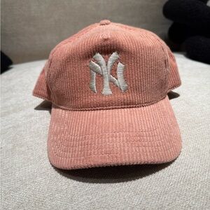 NY Yankees pink corduroy baseball cap OS